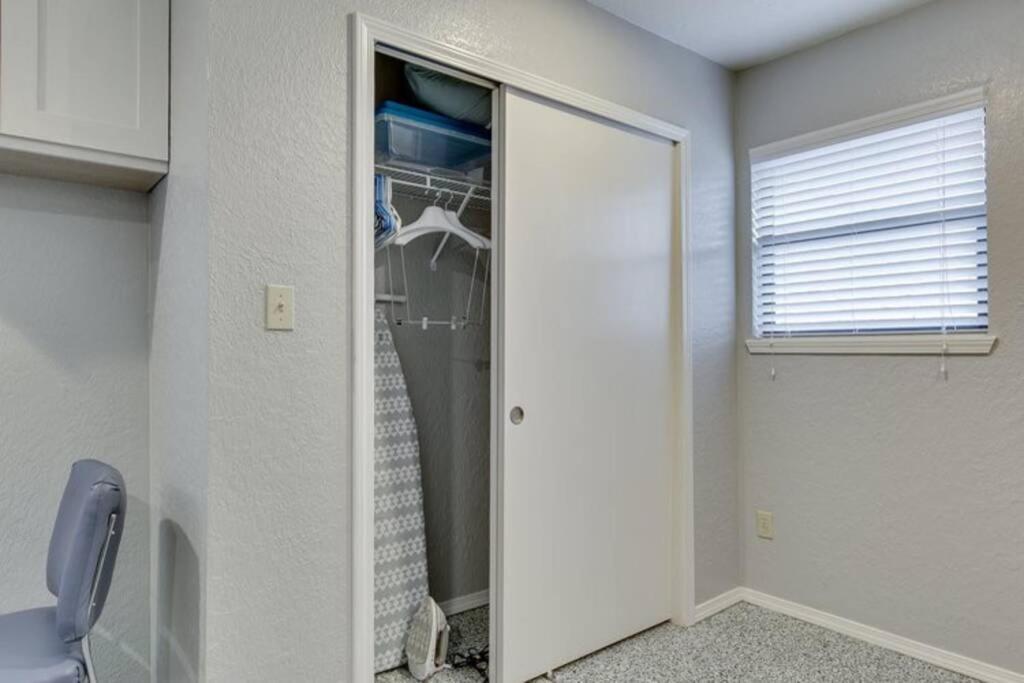 Near To Ouhsc Hospitals-Garage Studio Oklahoma City Exterior photo